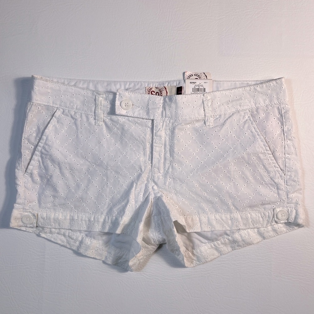 SO White Eyelet Jean Shorts NEW Size 7